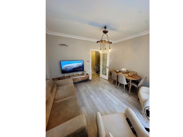 Kozyatağı Mah. Kadıköy Satılık Daire |  2+1 Oda | 75M2 10.650.000Tl  Krediye Uygun  Eşyalı  | Giriş Katı | Yerden Isıtma | 1 Banyo Resim-2