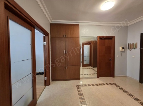 Kozyatağı Mah. Kadıköy Satılık Daire |  3+1 Oda | 140M2 15.400.000Tl  Krediye Uygun  | 4. Kat | Merkezi Isınma(Pay Ölçer) | 1 Banyo Resim-5