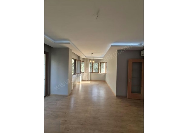 19 Mayıs Mah. Kadıköy Satılık Daire |  3+1 Oda | 120M2 15.950.000Tl  Krediye Uygun  | 1. Kat | Doğalgaz(Kombi) | 2 Banyo Resim-3