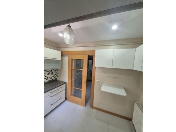 19 Mayıs Mah. Kadıköy Satılık Daire |  3+1 Oda | 120M2 15.950.000Tl  Krediye Uygun  | 1. Kat | Doğalgaz(Kombi) | 2 Banyo Resim-5