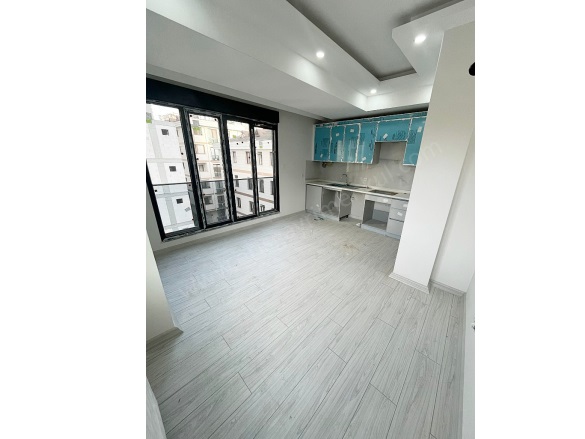 19 Mayıs Mah. Kadıköy Satılık Daire |  2+1 Oda | 85M2 12.600.000Tl  Krediye Uygun  | 4. Kat | Doğalgaz(Kombi) | 1 Banyo | 2 Yatak Odası Resim-1