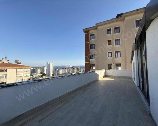 Bostancı Mah. Kadıköy Satılık Daire |  4+2 Oda | 205M2 28.000.000Tl  Krediye Uygun  | 8. Kat | Doğalgaz(Kombi) | 2 Banyo Resim-2