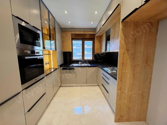 Suadiye Mah. Kadıköy Satılık Daire |  130M2 24.650.000Tl | 1. Kat | Doğalgaz(Kombi) | 2 Banyo Resim-1