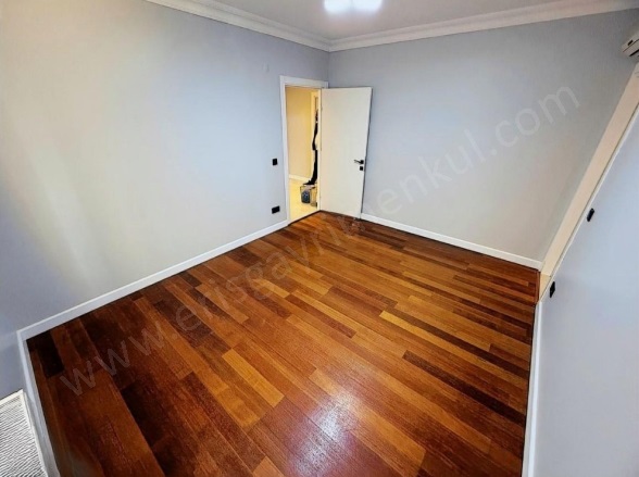 Suadiye Mah. Kadıköy Satılık Daire |  130M2 24.650.000Tl | 1. Kat | Doğalgaz(Kombi) | 2 Banyo Resim-4