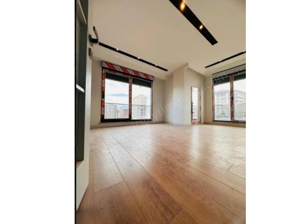 Erenköy Mah. Kadıköy Satılık Daire |  3+1 Oda | 110M2 18.500.000Tl  Krediye Uygun  | 5. Kat | Yerden Isıtma | 1 Banyo Resim-3