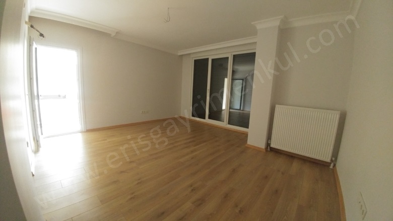 Kozyatağı Mah. Kadıköy Satılık Daire |  3+1 Oda | 115M2 13.450.000Tl  Krediye Uygun  | Yüksek Giriş | Doğalgaz(Kombi) | 1 Banyo | 3 Yatak Odası Resim-1