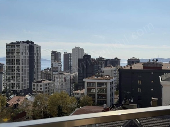 Suadiye Mah. Kadıköy Satılık Daire |  3+2 Oda | 210M2 22.900.000Tl  Krediye Uygun  Eşyalı  | 10. Kat | Doğalgaz(Kombi) | 2 Banyo Resim-2