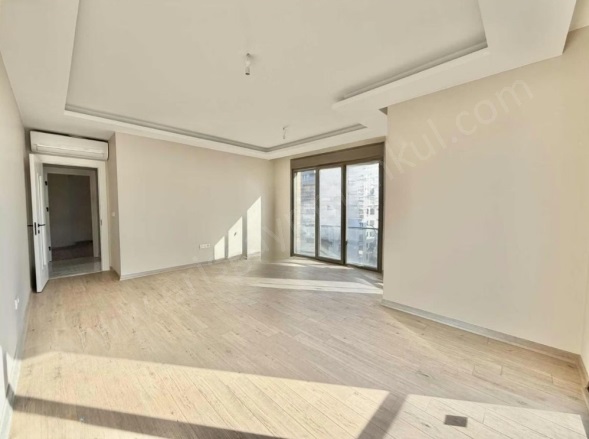 Suadiye Mah. Kadıköy Satılık Daire |  3+1 Oda | 120M2 22.950.000Tl  Krediye Uygun  | 7. Kat | Yerden Isıtma | 2 Banyo Resim-3