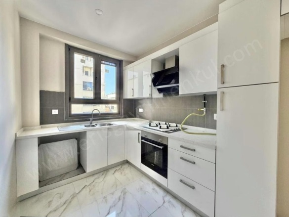 Suadiye Mah. Kadıköy Satılık Daire |  3+1 Oda | 120M2 22.950.000Tl  Krediye Uygun  | 7. Kat | Yerden Isıtma | 2 Banyo Resim-5