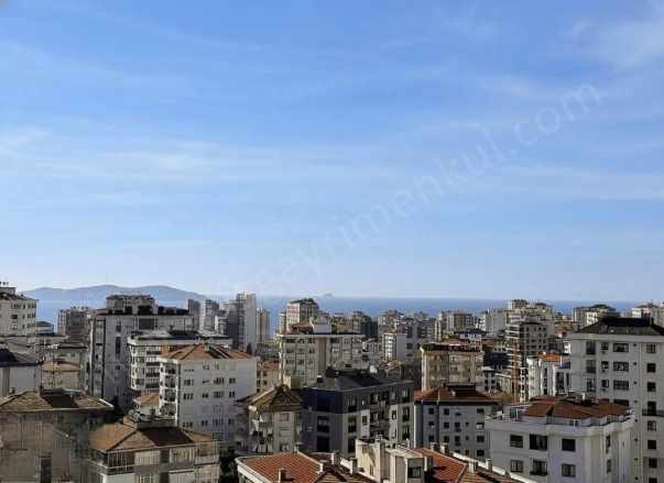 istanbul Kadıköy 2Yıllık 3+2+30M2 Teras 3Banyo Deniz Manzaralı Metro Tren Yakın Satılık Daire Sahrayıcedit Mah