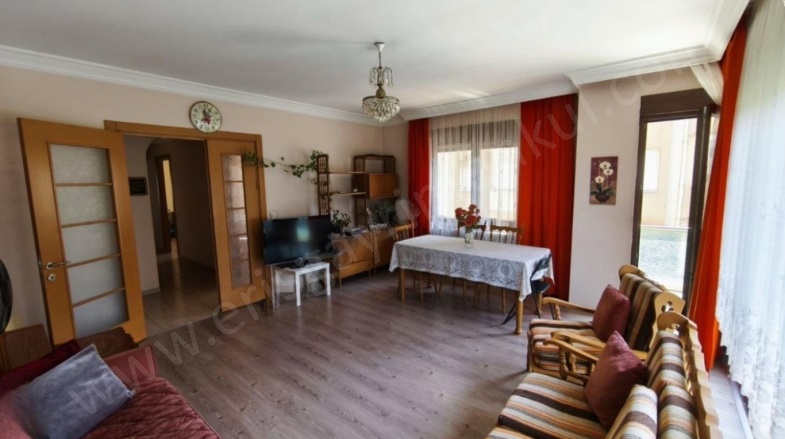 Sahrayıcedit Mah. Kadıköy Satılık Daire |  3+1 Oda | 120M2 14.500.000Tl  Krediye Uygun  | 1. Kat | Doğalgaz(Kombi) | 1 Banyo Resim-5