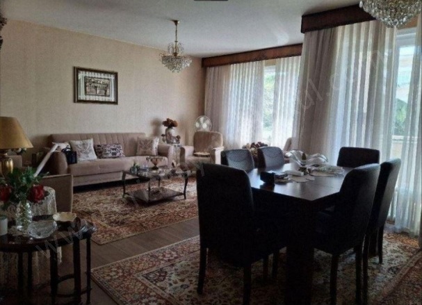 Kozyatağı Mah. Kadıköy Satılık Daire |  3+1 Oda | 130M2 13.000.000Tl  Krediye Uygun  | 4. Kat | Merkezi Isınma Resim-1