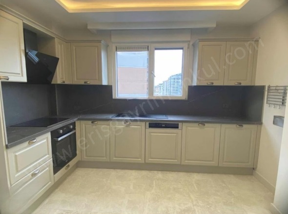 Göztepe Mah. Kadıköy Satılık Daire |  3+1 Oda | 135M2 25.950.000Tl  Krediye Uygun  | 10. Kat | Merkezi Isınma(Pay Ölçer) | 2 Banyo Resim-2