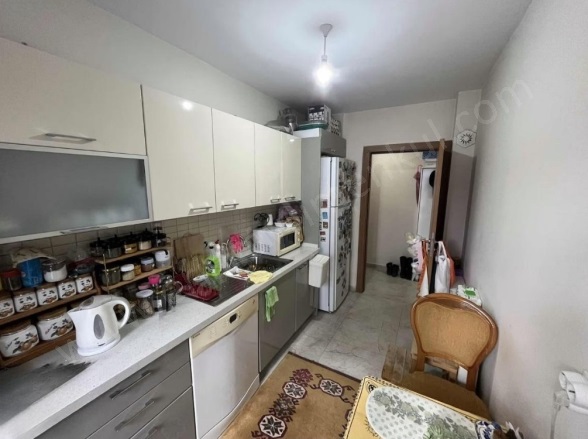 Bostancı Mah. Kadıköy Satılık Daire |  2+1 Oda | 90M2 13.500.000Tl  Krediye Uygun  | 4. Kat | Merkezi Isınma(Pay Ölçer) Resim-3