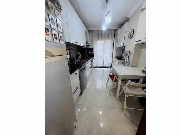 Kadiköy Şenesenevlerde Central Hastanesi Yakını 3+1 iskanlı Mükemmel Satılık Daire Kadıköy Kozyatağı Mah