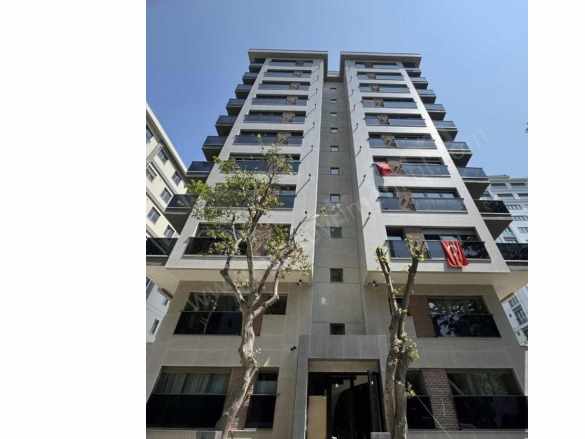 istanbul Kadıköy Bostancı Sahile Yakın Deniz Manzaralı Sıfır Binada 3+1 Satılık Daire Mah