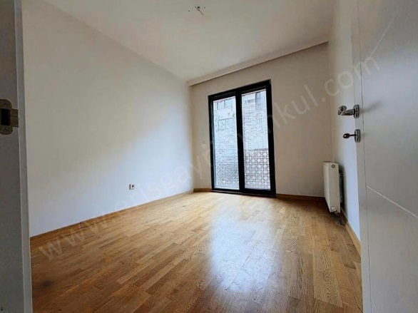 Göztepe Mah. Kadıköy Satılık Daire |  3+1 Oda | 123M2 24.950.000Tl | 4. Kat | Doğalgaz(Kombi) | 2 Banyo Resim-5