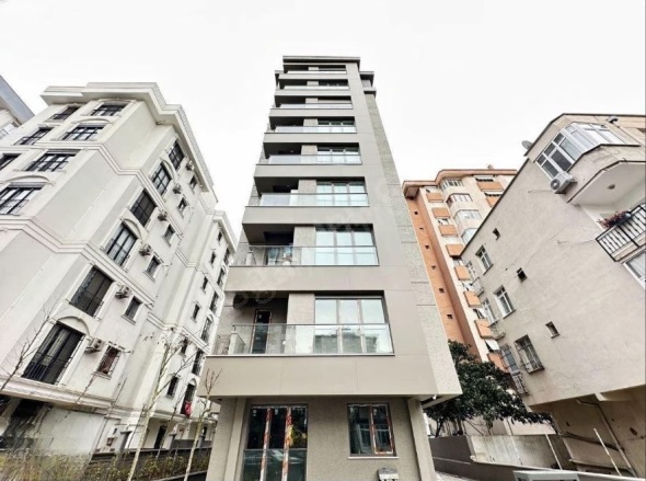 Kozyatağı Mah. Kadıköy Satılık Daire |  2+1 Oda | 65M2 9.940.000Tl  Krediye Uygun  | Giriş Katı | Yerden Isıtma | 1 Banyo | 2 Yatak Odası Resim-1