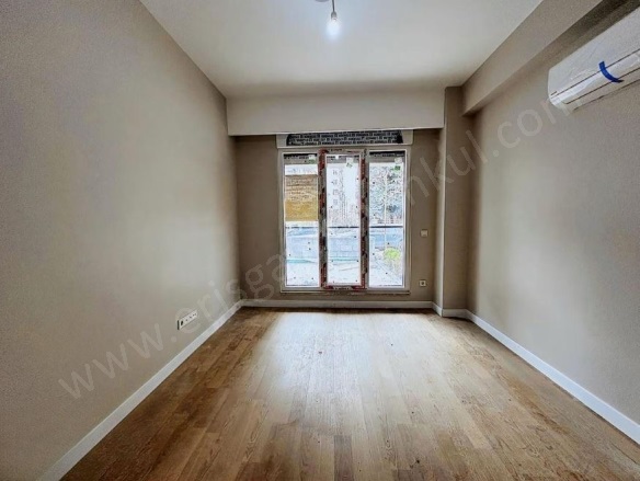 Kozyatağı Mah. Kadıköy Satılık Daire |  2+1 Oda | 65M2 9.940.000Tl  Krediye Uygun  | Giriş Katı | Yerden Isıtma | 1 Banyo | 2 Yatak Odası Resim-4