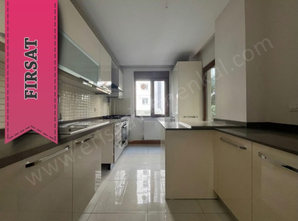 Kozyatağı Mah. Kadıköy Satılık Daire |  3+1 Oda | 125M2 17.250.000Tl  Krediye Uygun  | 1. Kat | Doğalgaz(Kombi) | 1 Banyo Resim-2