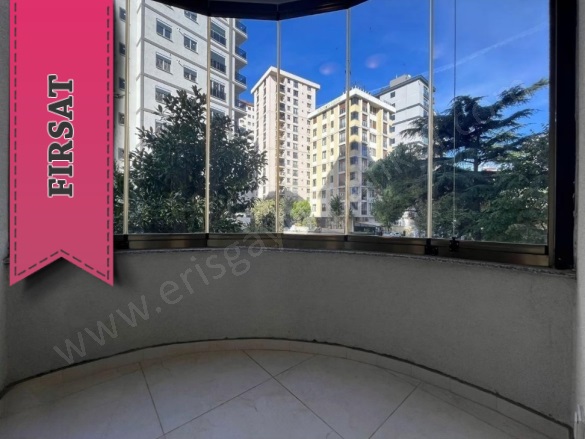 Kozyatağı Mah. Kadıköy Satılık Daire |  3+1 Oda | 125M2 17.250.000Tl  Krediye Uygun  | 1. Kat | Doğalgaz(Kombi) | 1 Banyo Resim-4