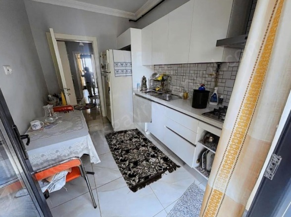 Göztepe Mah. Kadıköy Satılık Daire |  3+1 Oda | 120M2 20.800.000Tl  Krediye Uygun  | 8. Kat | Doğalgaz(Kombi) | 2 Banyo Resim-3