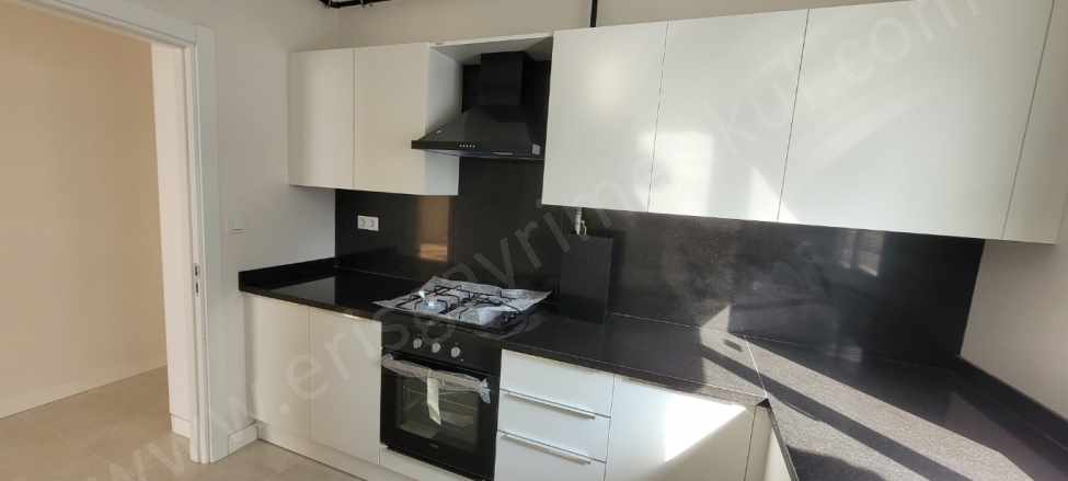 Kozyatağı 3 Yaş 3+1 Kira Senelik istenmekte 70 000 Tl Aylık Kabul Edilmiyor Kiralık Daire Kadıköy Mah