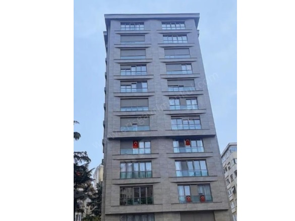 Suadiye Mah. Kadıköy Satılık Daire |  3+1 Oda | 130M2 20.500.000Tl  Krediye Uygun  | 1. Kat | Merkezi Isınma(Pay Ölçer) | 2 Banyo Resim-1