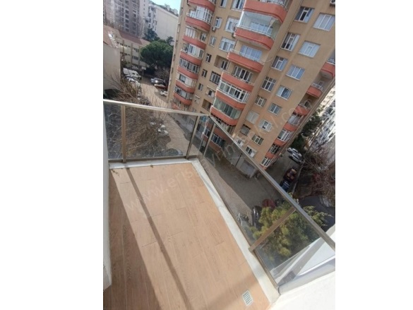 Suadiye Mah. Kadıköy Satılık Daire |  3+1 Oda | 125M2 21.950.000Tl  Krediye Uygun  | 4. Kat | Doğalgaz(Kombi) | 2 Banyo Resim-4