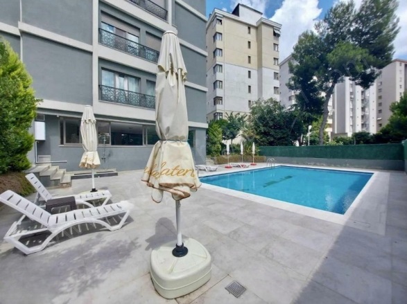 Suadiye Mah. Kadıköy Satılık Daire |  3+1 Oda | 125M2 21.950.000Tl  Krediye Uygun  | 11. Kat | Merkezi Isınma(Pay Ölçer) | 2 Banyo Resim-2