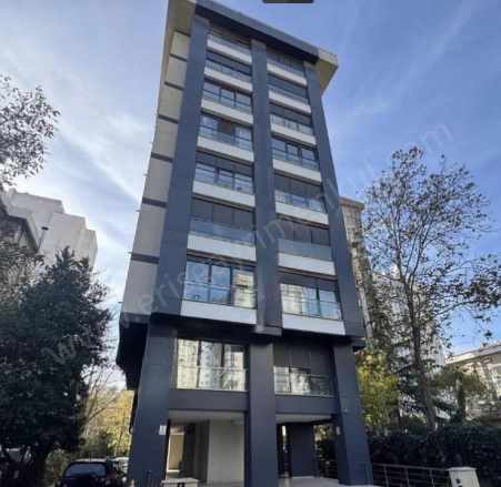 istanbul Kadıköy Suadiye Kitapçı Sokakta 3+1 Tek Yetkili Satılık Daire Mah