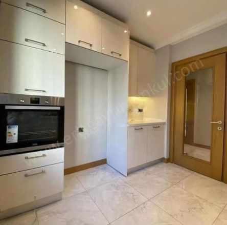 istanbul Kadıköy Suadiye Bağdata 2 Dk iskanlı 150M2 Lüks 3+1 Satılık Daire Mah