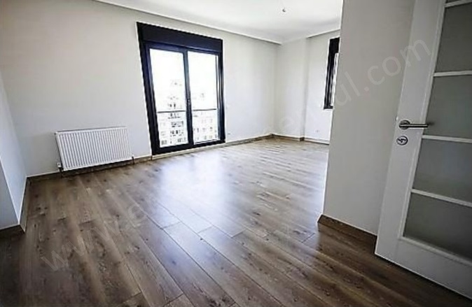 19 Mayıs Mah. Kadıköy Satılık Daire |  3+1 Oda | 110M2 16.750.000Tl  Krediye Uygun  | 4. Kat | Merkezi Isınma(Pay Ölçer) | 2 Banyo Resim-3