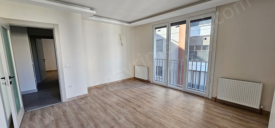 Bostancı Mah. Kadıköy Kiralık Daire |  2+1 Oda | 80M2 Aylık 75.000Tl | 3. Kat | Doğalgaz(Kombi) | 1 Banyo | 2 Yatak Odası Resim-4