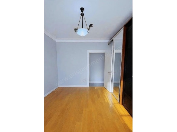 Suadiye Mah. Kadıköy Satılık Daire |  2+1 Oda | 100M2 20.500.000Tl  Krediye Uygun  | 5. Kat | Doğalgaz(Kombi) | 2 Banyo Resim-5