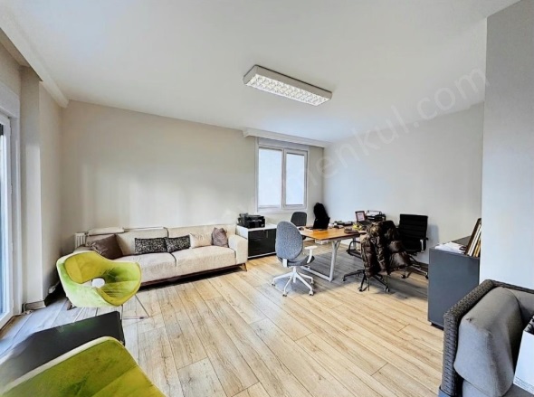 Suadiye Mah. Kadıköy Satılık Daire |  4+1 Oda | 150M2 23.500.000Tl  Krediye Uygun  | Giriş Katı | Merkezi Isınma(Pay Ölçer) | 1 Banyo Resim-3