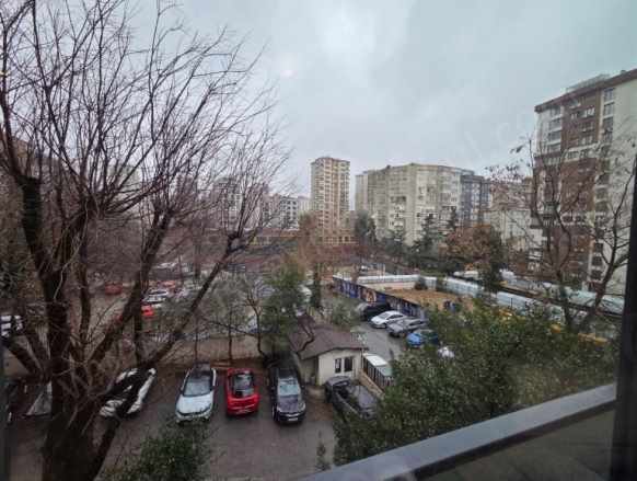 istanbul Kadıköy Şık Binada Ebeveyn Banyolu 90Net (3+1) Satılık Daire Göztepe Mah