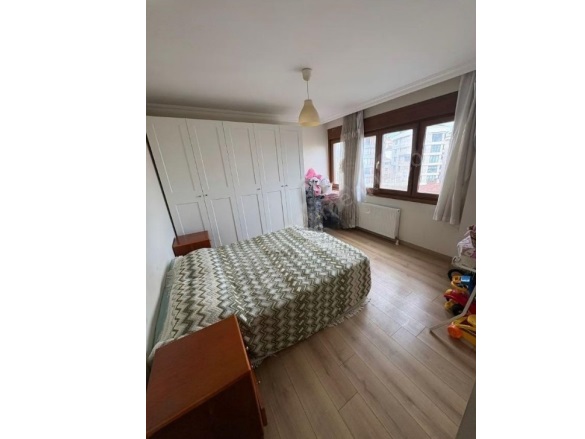 Göztepe Mah. Kadıköy Satılık Daire |  2+1 Oda | 100M2 14.000.000Tl  Krediye Uygun  | 6. Kat | Merkezi Isınma(Pay Ölçer) | 1 Banyo Resim-5
