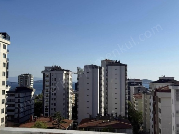 Bostancı Mah. Kadıköy Satılık Daire |  4+2 Oda |27.000.000Tl  Krediye Uygun  | 8. Kat | Doğalgaz(Kombi) | 2 Banyo Resim-3
