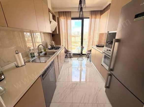 istanbul Kadıköy Atatürk Caddesinde Genç Binada Kapanmaz Ferahlıkta Satılık Daire 3+1 Sahrayıcedit Mah