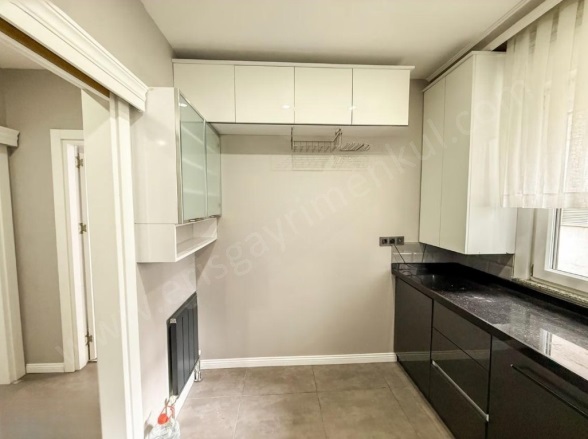 19 Mayıs Mah. Kadıköy Satılık Daire |  3+1 Oda | 85M2 15.500.000Tl  Krediye Uygun  | 1. Kat | Doğalgaz(Kombi) | 2 Banyo Resim-3