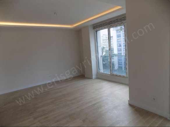 Bağdat Cad Yakın Sıfır Binada Balkonlu 2 Banyolu 3+1 Caddebostan Kadıköy Kiralık Daire Mah