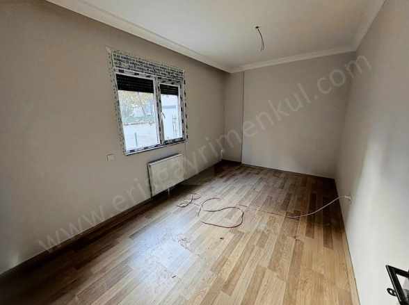 Kozyatağı Şık Binada Kozzyye Çok Yakın Sıfır Fırsat Boş (2+1) Irsat Satılık Daire Kadıköy Mah