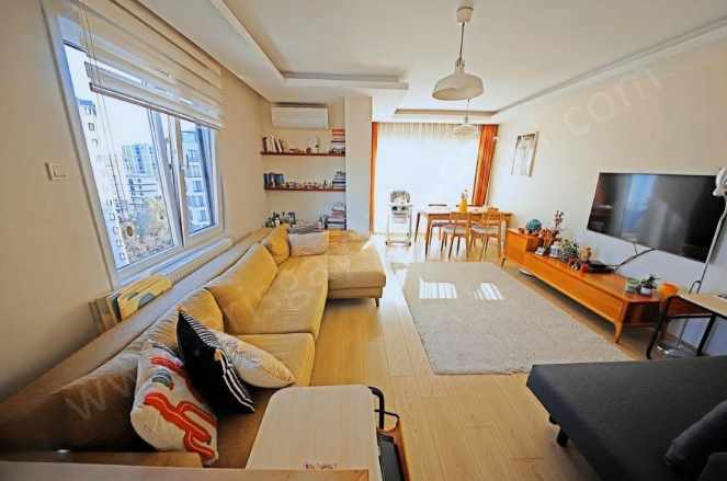 istanbul Kadıköy Göztepe Özgürlük Ve Marmaray Yanı 112M2 2 5+1 Satılık Daire Mah