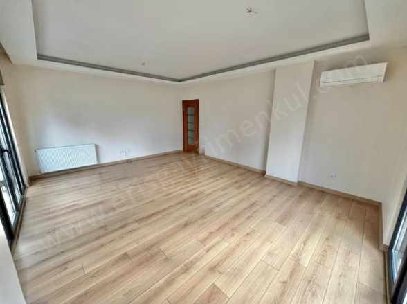 istanbul Kadıköy Erenköy De Alternatifsiz Marmaraya Yakın 135M2 3+1 Yeni Boş Satılık Daire Mah