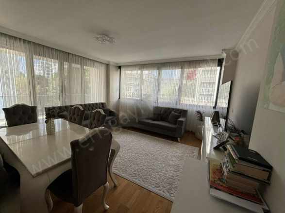 istanbul Kadıköy Kozyatağında Sitede Satılık Daire 120 M2 Net 4+1 Kozyatağı Mah