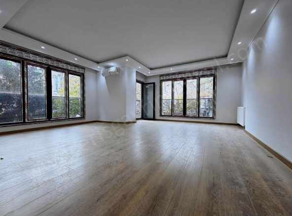 istanbul Kadıköy Bostancı Mah Minibüse 2 Binada Sıfır Marmaraya Yakın 94M2 Net 3+1 Satılık Daire