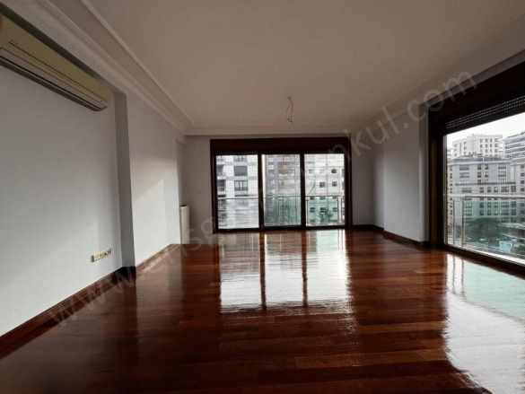 istanbul Kadıköy Erenköy Ömerpaşa Da 7 Kat 130 M2 Kombili Masrafsız 18 450 000 3+1 Satılık Daire Mah