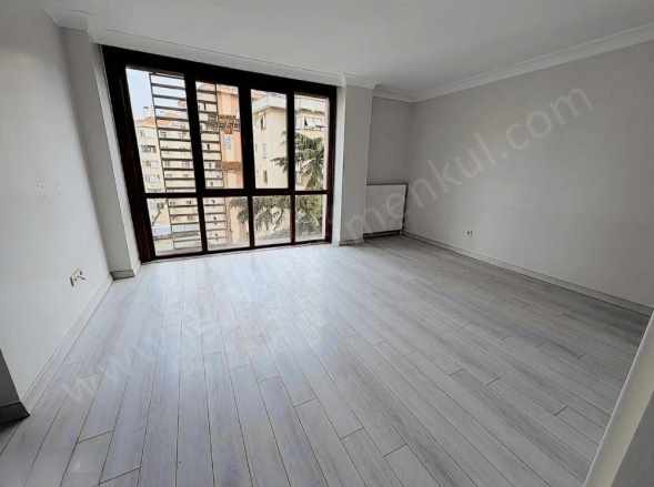 istanbul Kadıköy Bostancı Mah Yeni Binada 2+1 Arakat Fırsat Satılık Daire