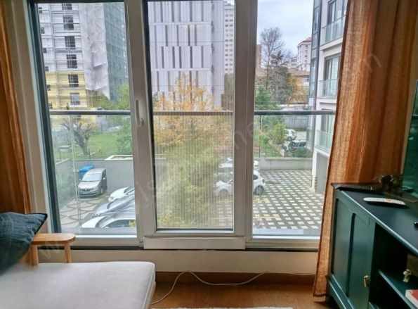 istanbul Kadıköy Feneryolunda Balkonlu Kapalı Mutfaklı 2+1 Satılık Daire Feneryolu Mah